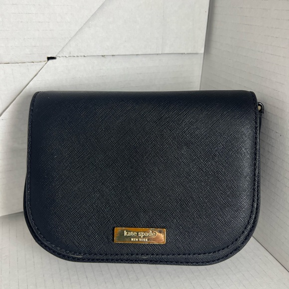 Kate Spade Elegant Black Crossbody Bag - Picture 7 of 10